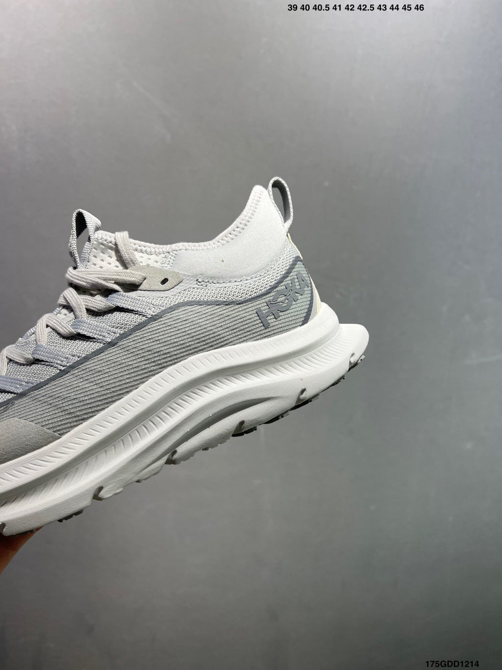 HOKA M KAWANA MID