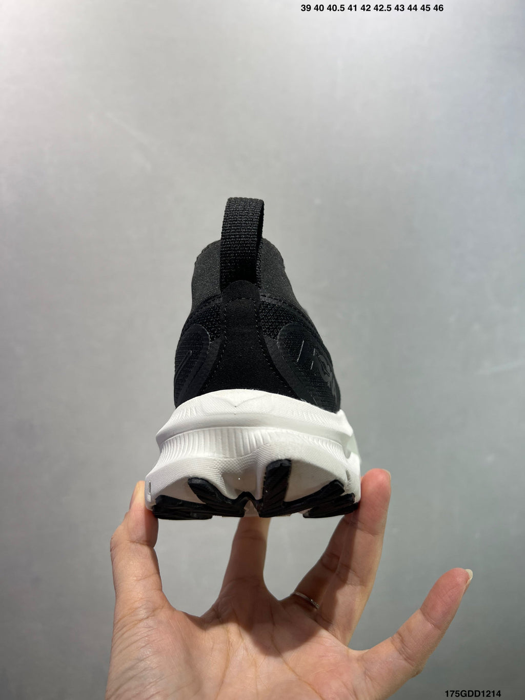 HOKA M KAWANA MID