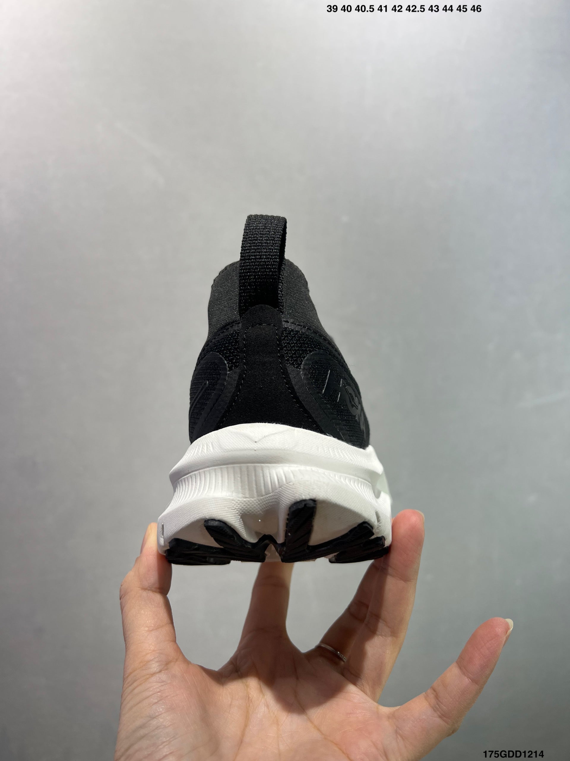 HOKA M KAWANA MID