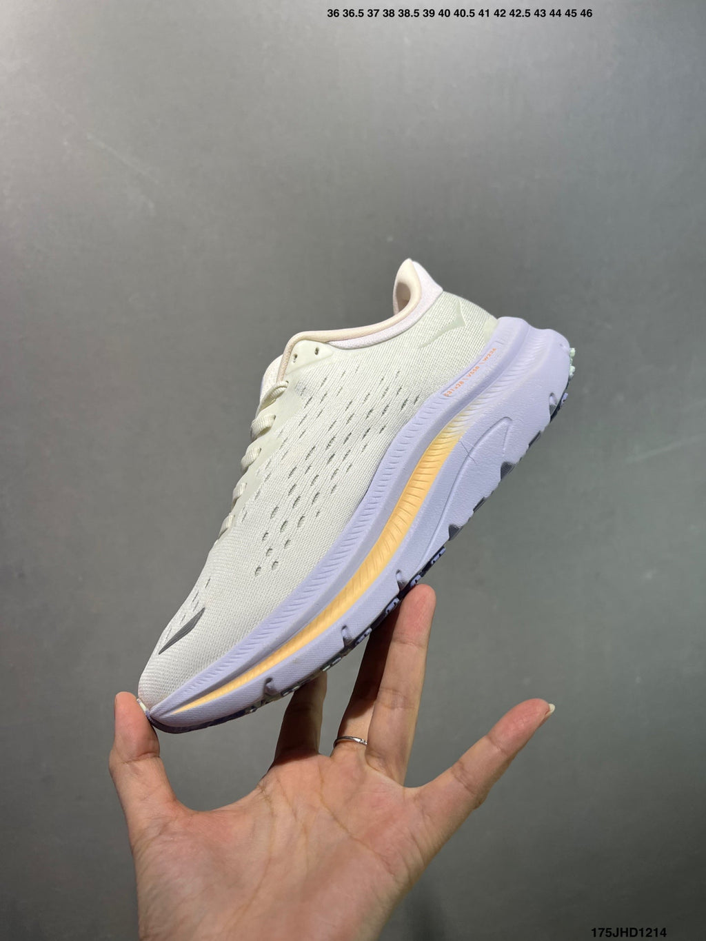 HOKA M KAWANA