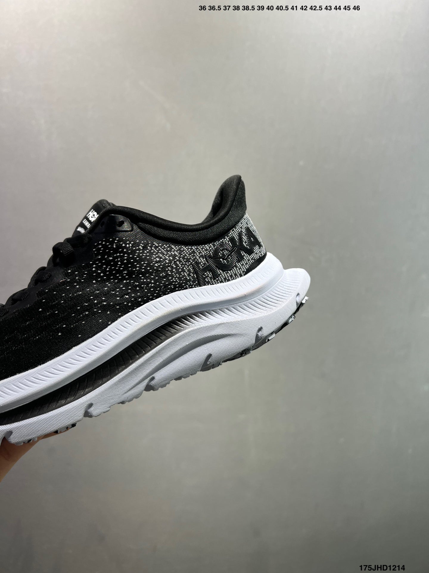 HOKA M KAWANA