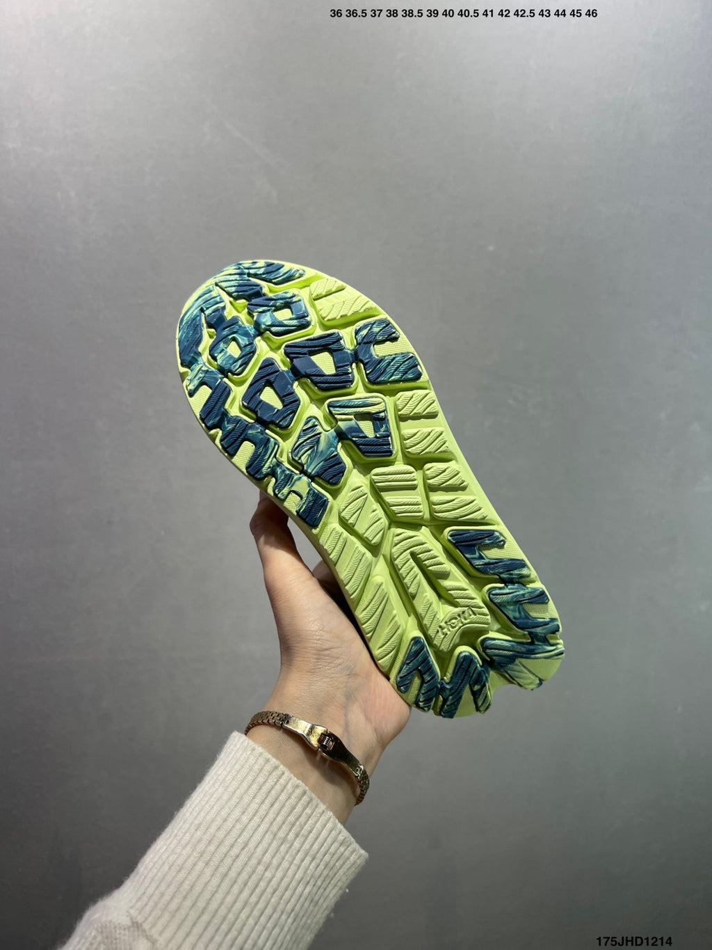 HOKA M KAWANA