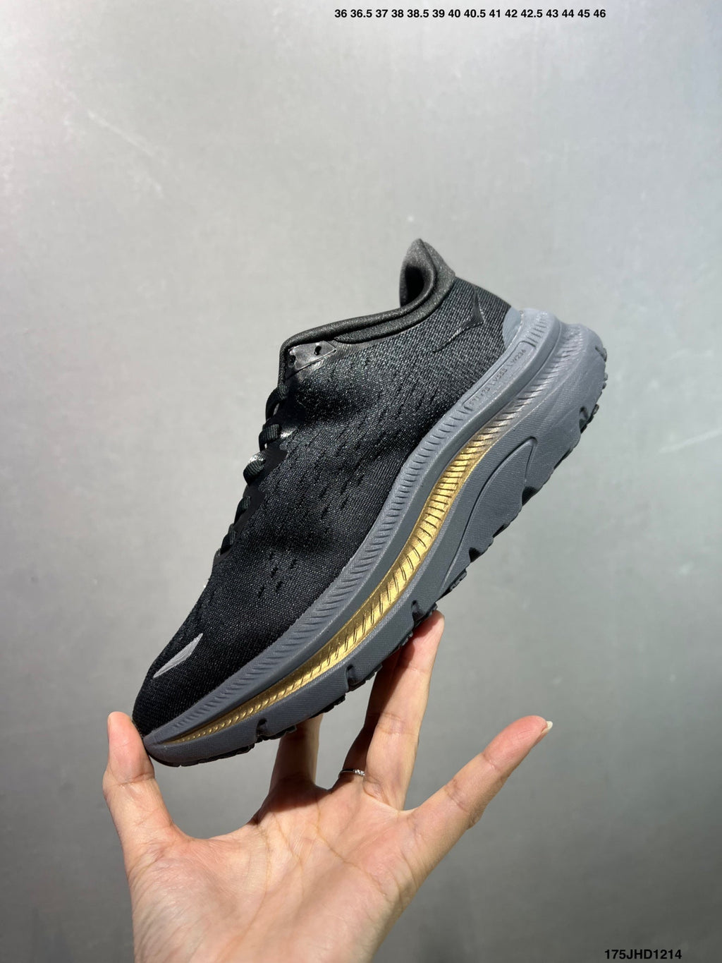 HOKA M KAWANA