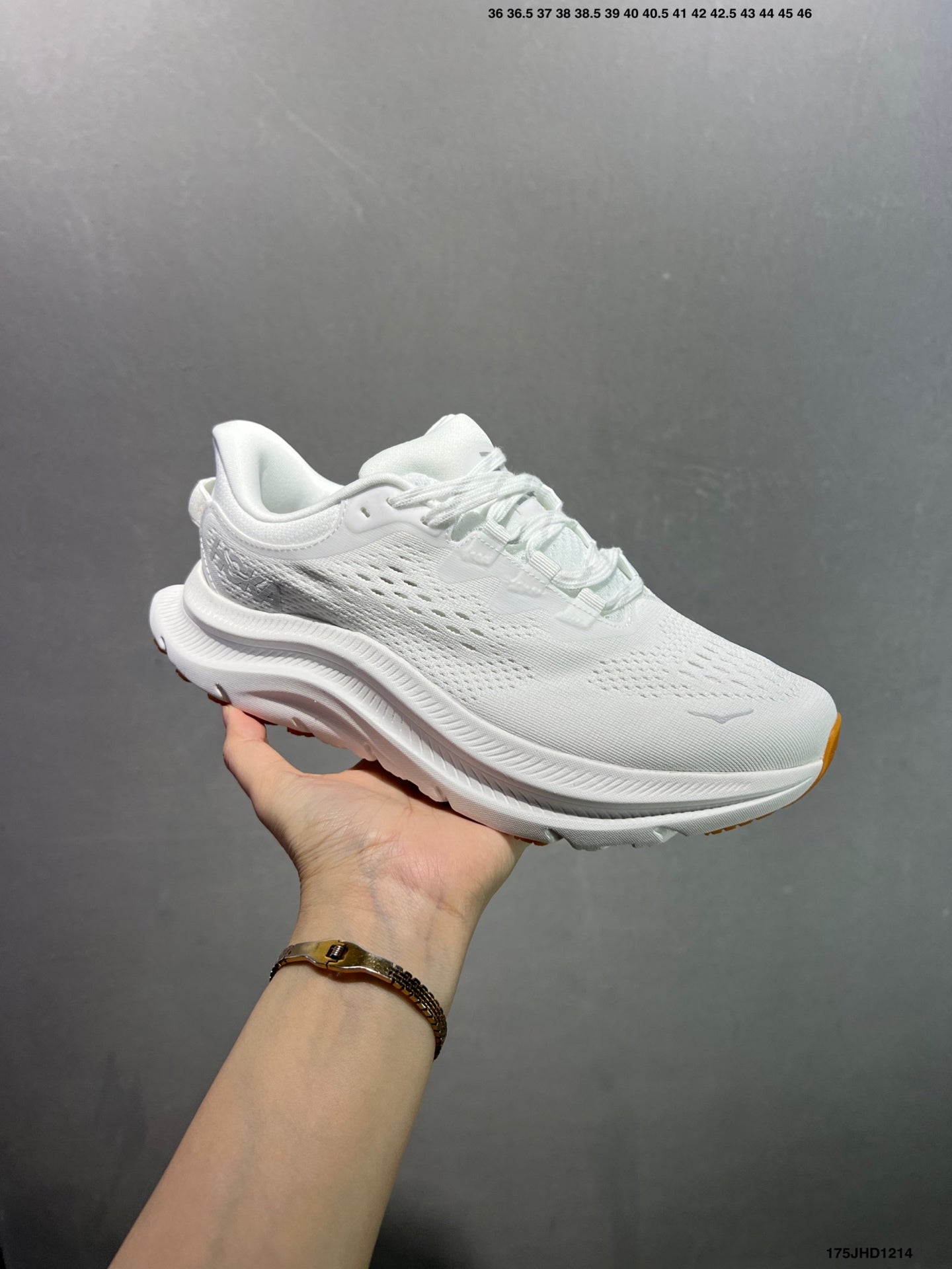 HOKA ONE ONE Kawana 2