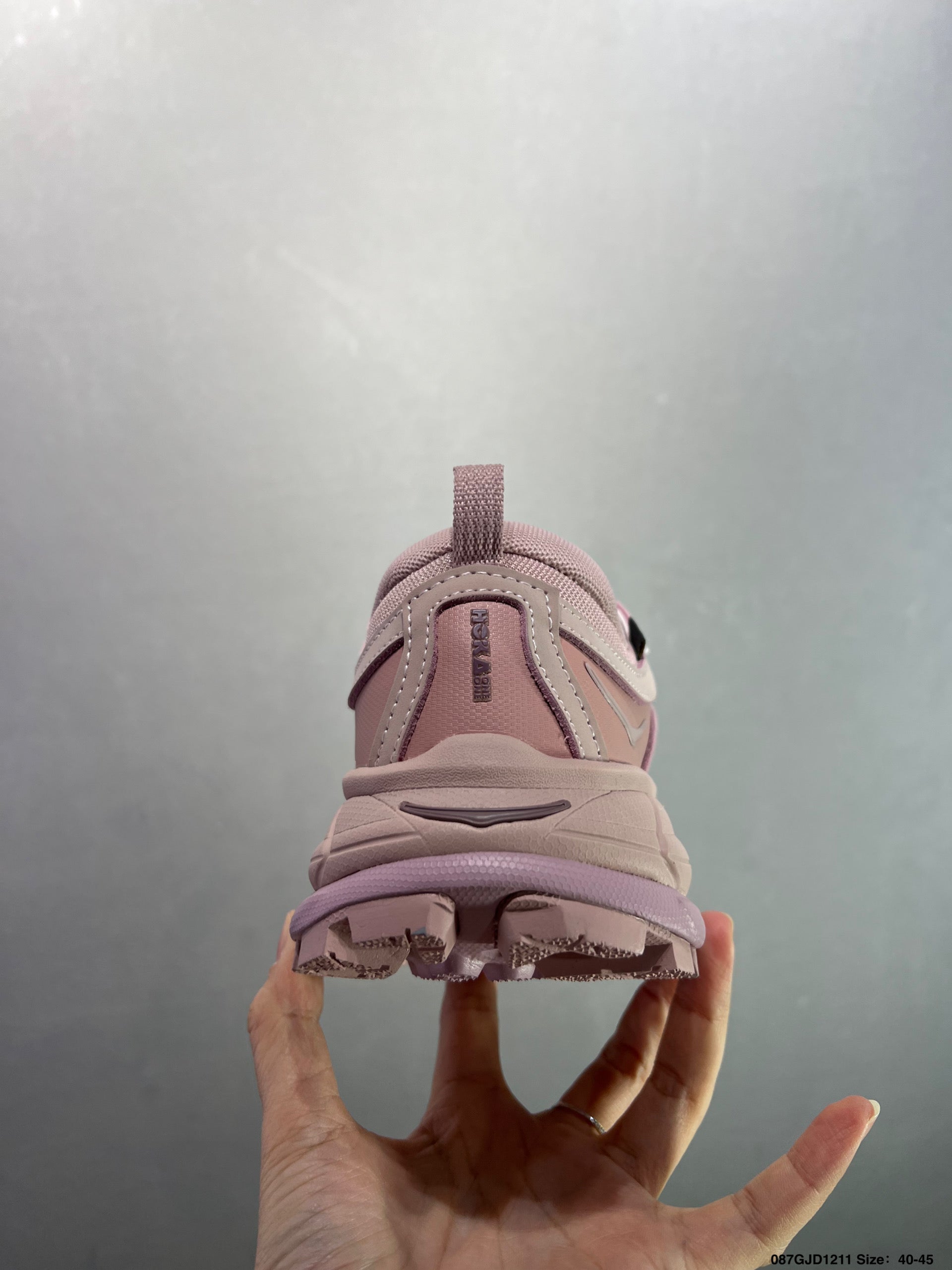 HOKA ONE ONE TOR ULTRA LO