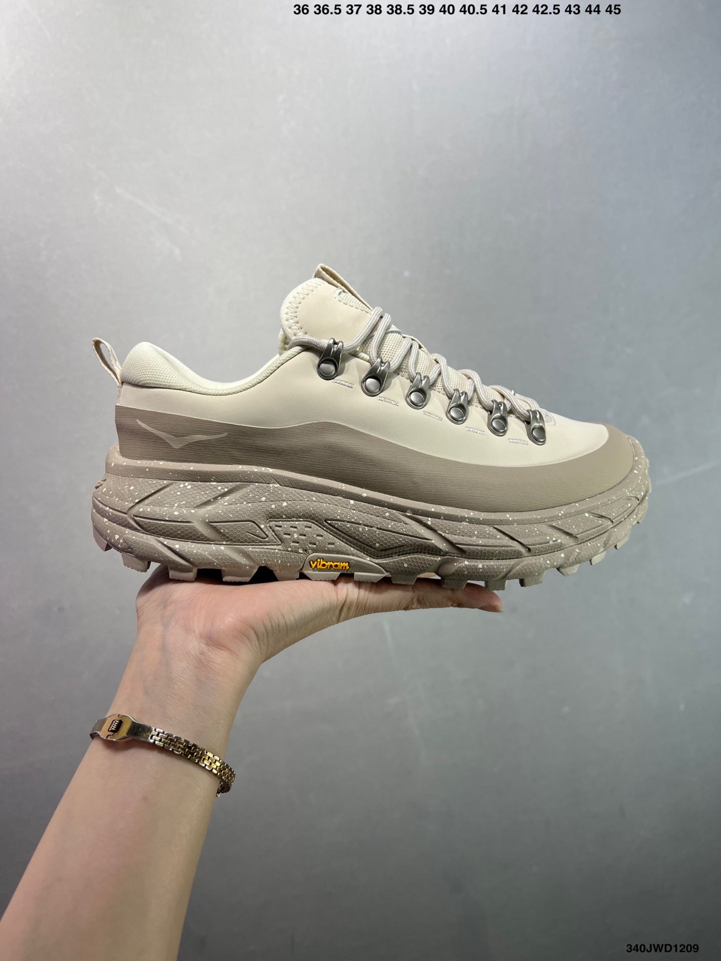 HOKA ONE ONE Tor Summit