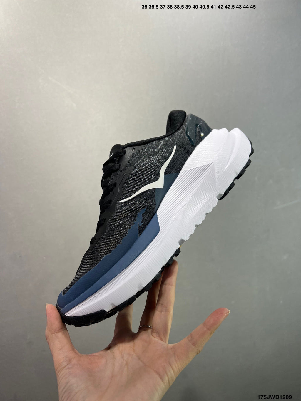 HOKA ONE ONE M MAFATE X